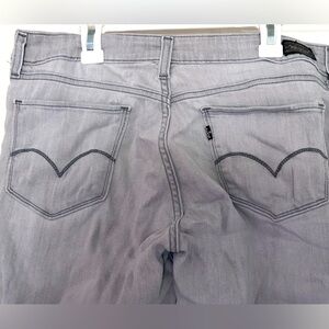 Levi’s skinny jeans